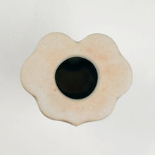 Load image into Gallery viewer, Lid Holder - Ru Yao Kiln Ru Yi Shape
