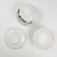 Load image into Gallery viewer, Gaiwan - Porcelain White and Black Mountain Landscape Theme 100 ml
