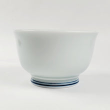 Load image into Gallery viewer, Gaiwan Porcelain Set - Gold Gilded Blue and White Mountain Theme
