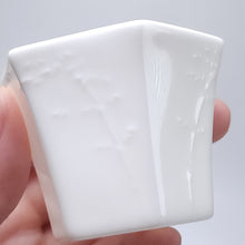 Load image into Gallery viewer, Teacup - White Porcelain Hexagon Bamboo 50 ml 2 pcs
