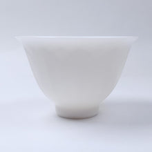 Load image into Gallery viewer, Teacup - Cream White Porcelain Lotus 50 ml 2 pcs
