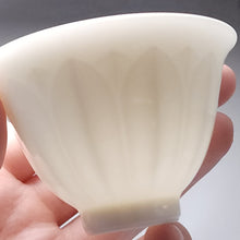 Load image into Gallery viewer, Teacup - Cream White Porcelain Lotus 50 ml 2 pcs
