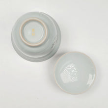 Load image into Gallery viewer, Gaiwan Set - Bluish Gray Porcelain with Prunus Flower Branch Gaiwan 120 ml 2 Teacups 40 ml
