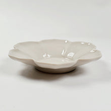 Load image into Gallery viewer, Saucer - Ash Glaze Porcelain Flower Shape 2 pc
