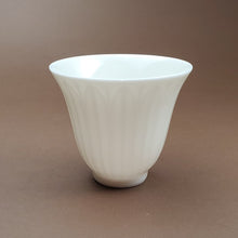 Load image into Gallery viewer, Teacup - Beige White Porcelain Water Lilly Tall 70 ml 2 pcs

