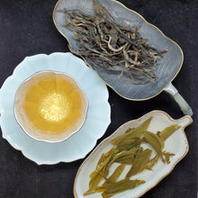 Load image into Gallery viewer, 2023 Spring 1st Pick Ku Zhu Shan 500+ years old Gushu Green Puerh Loose (2 oz)
