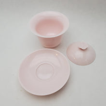 Load image into Gallery viewer, Gaiwan - Light Pink Tall Mei Hua 3 PC Set 150 ml

