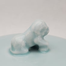Load image into Gallery viewer, Celadon Tea Container - Foo Dog
