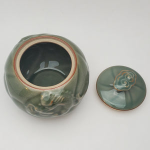 Green Glaze Fish Dragon Tea Jar