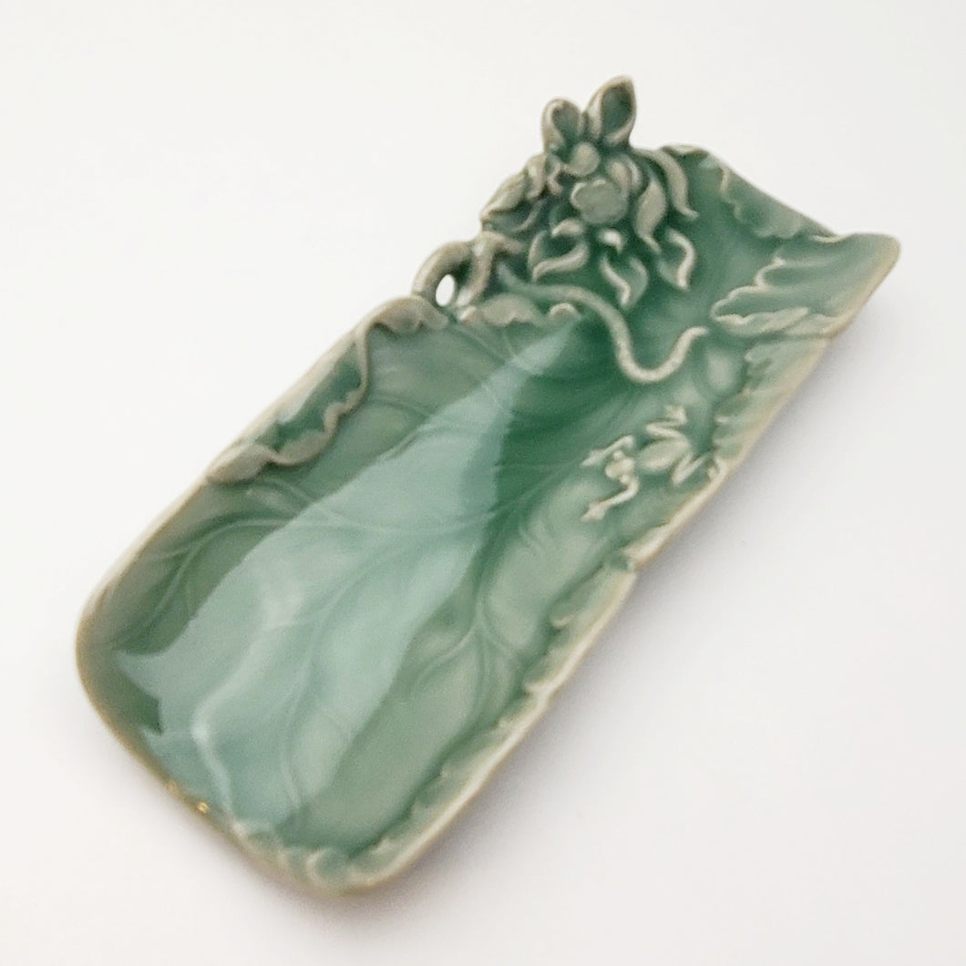Cha He - Lotus Frog
