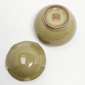 Olive Green Crack Glaze Lotus Leaf Tea Jar sm