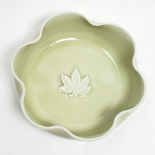Load image into Gallery viewer, Tea Wash Bowl - Maple Leaf Light Yellow
