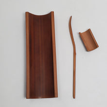 Load image into Gallery viewer, Tea Tool Set - Carved Aged Bamboo #3
