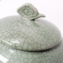 Load image into Gallery viewer, Ge Yao Green Crack Celadon Tea Jar
