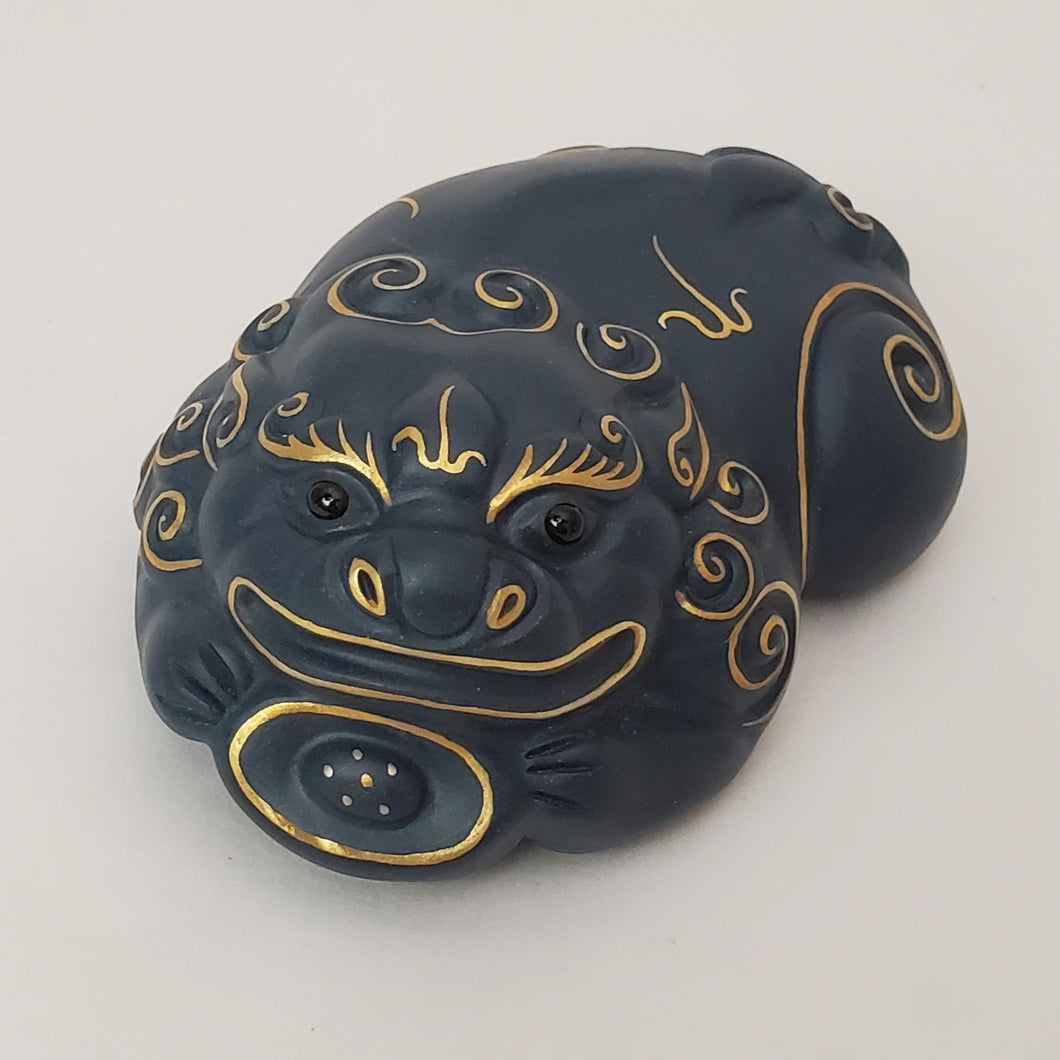 Tea Pet Pi Xiu Yixing Blue Clay Gold Gilded #1