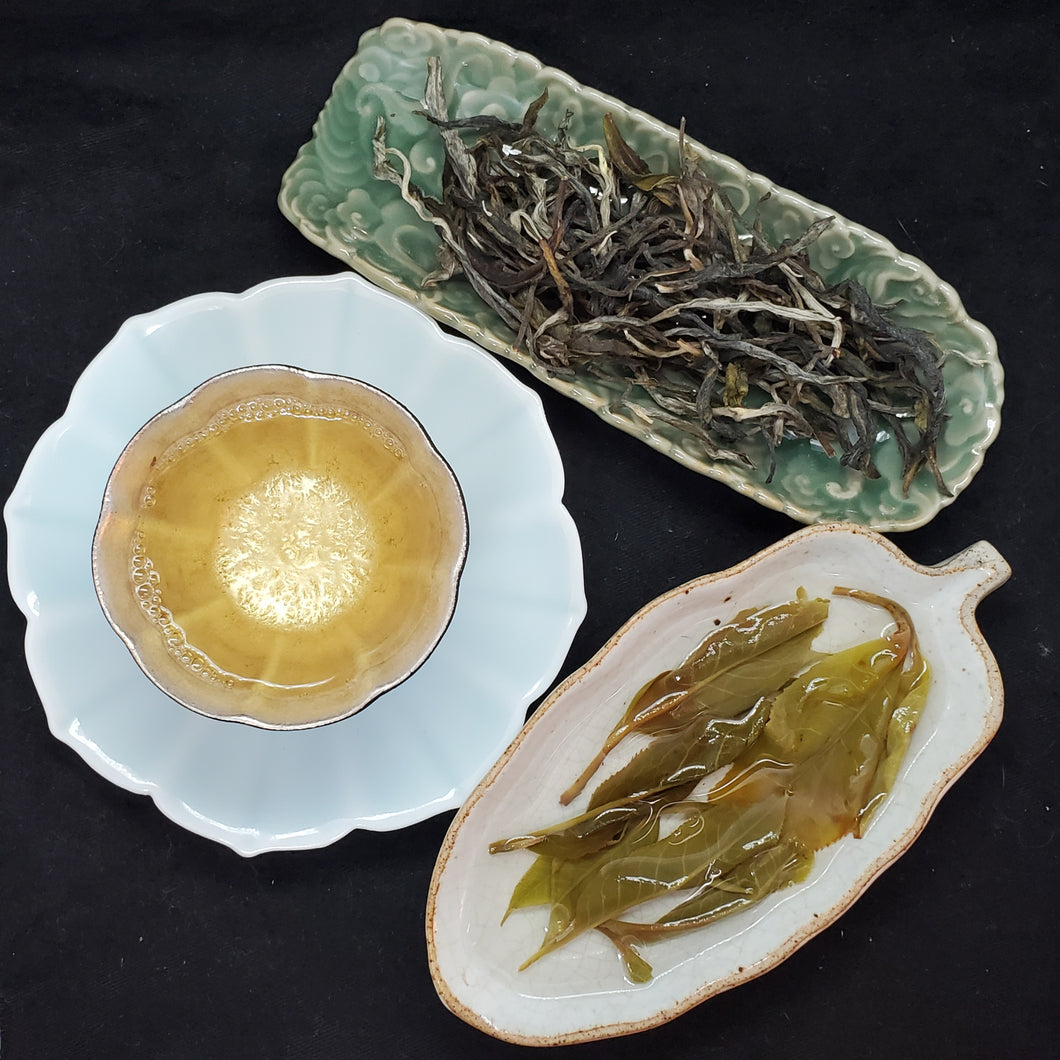 2022 Lao Ban Zhang 800+ Years Old Tree 1st Pick - Green Puerh Loose (1 oz)
