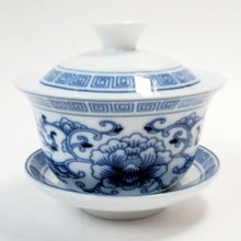 Load image into Gallery viewer, Gaiwan - Blue &amp; White Peony 90 ml
