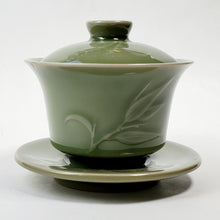 Load image into Gallery viewer, Gaiwan - Celadon Olive Green Bamboo 180 ml
