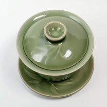 Load image into Gallery viewer, Gaiwan - Celadon Olive Green Bamboo 180 ml
