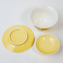 Load image into Gallery viewer, Gaiwan - Yellow Prunus Flowers 110 ml
