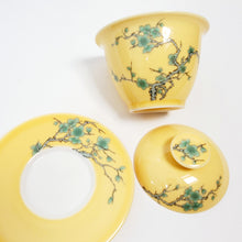 Load image into Gallery viewer, Gaiwan - Yellow Prunus Flowers 110 ml
